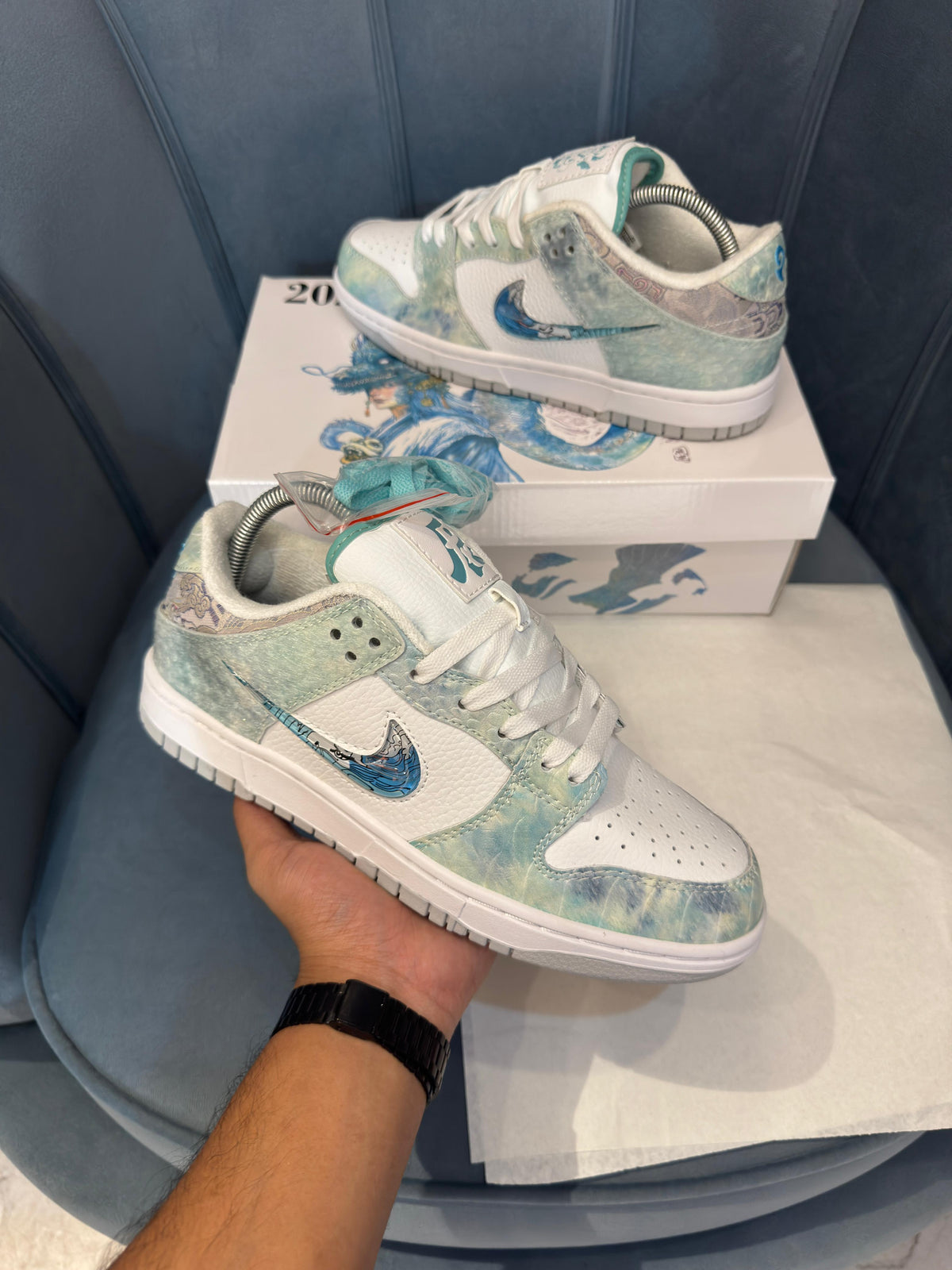 NIKE SB DUNK DRAGON OF THE YEAR