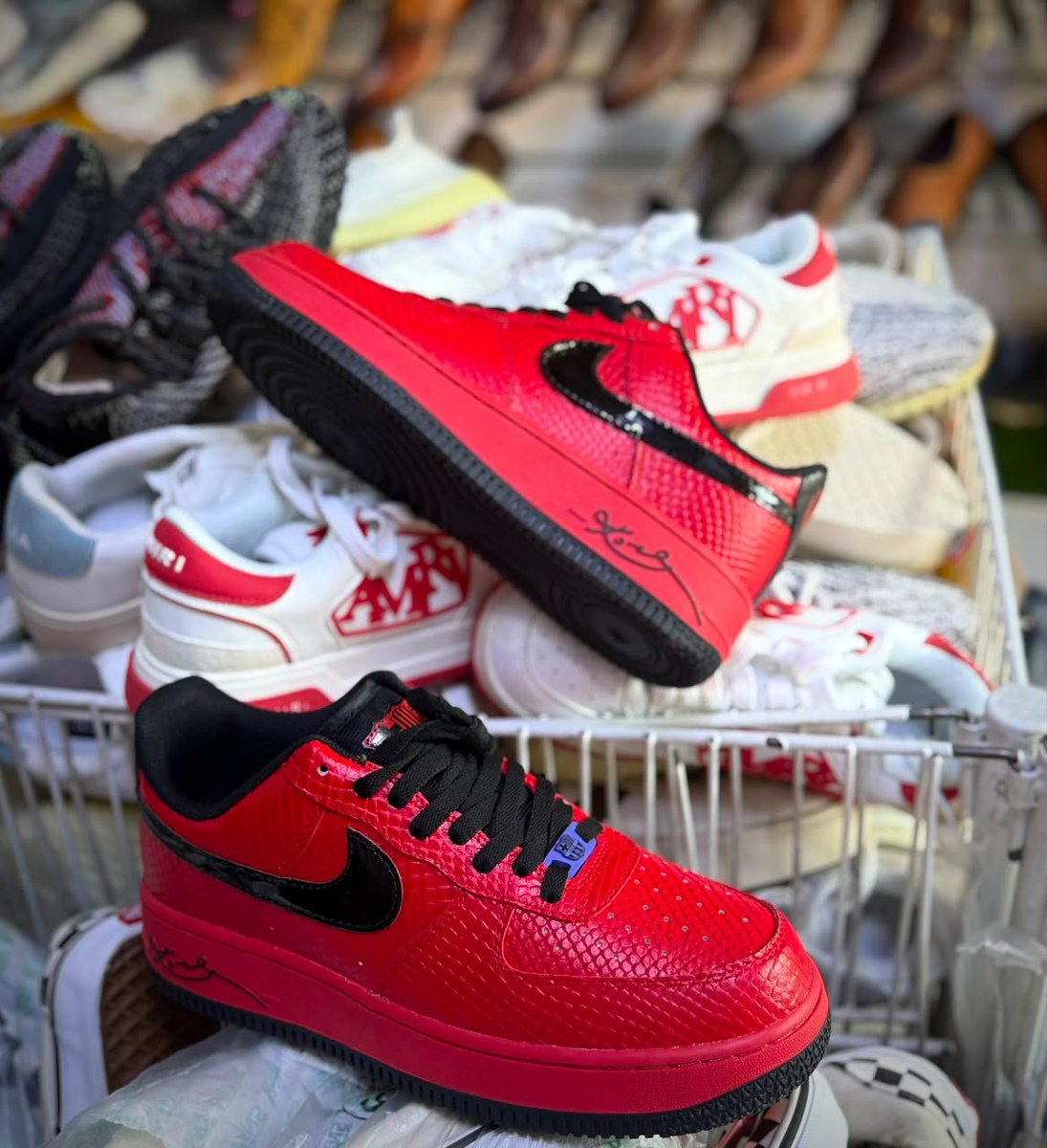 NIKE AF1