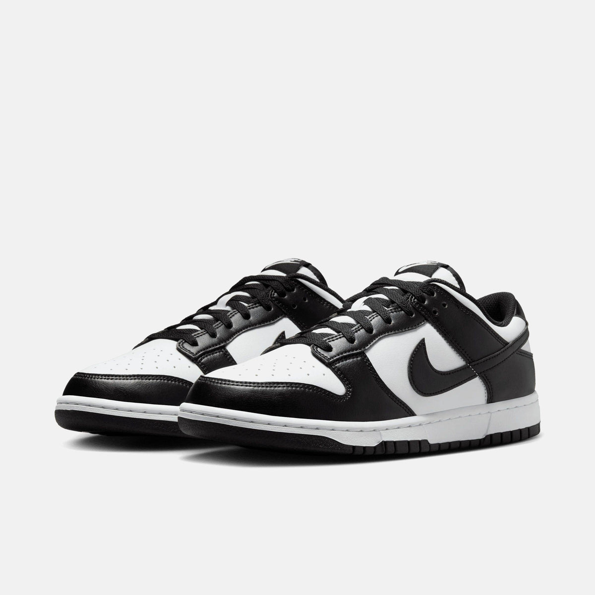 NIKE PANDA DUNKS