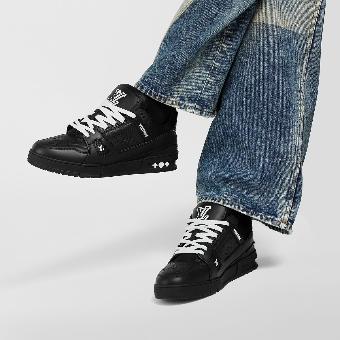 LOUIS VUITTON TRAINER