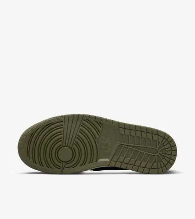 AIR JORDEN 1 RETRO LOW OG TRAVIS SCOTT
