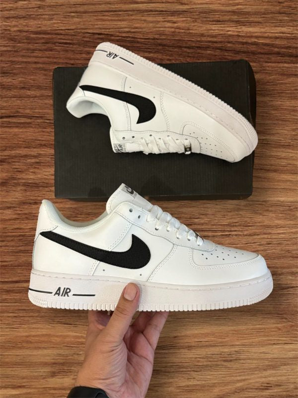 NIKE AF1