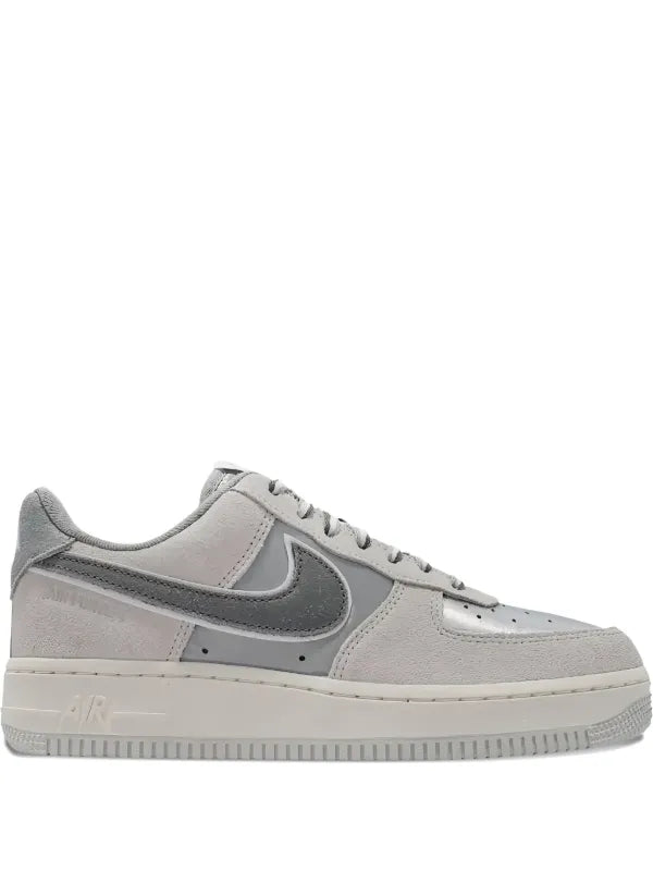 NIKE AF1 LX