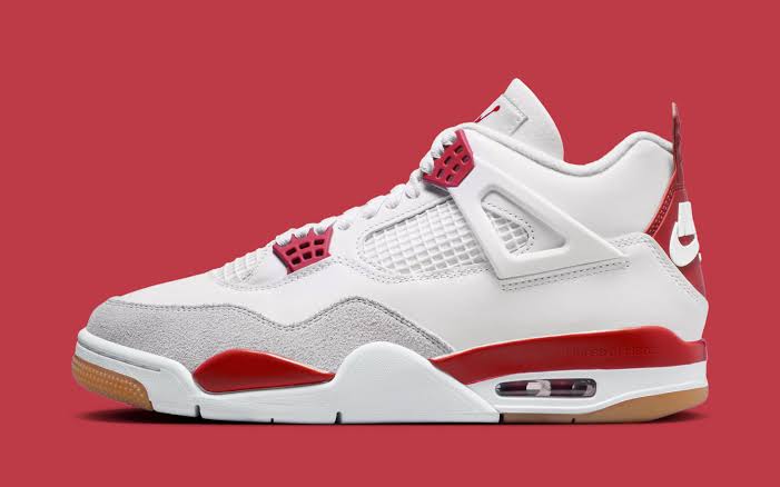 NIKE RETRO 4