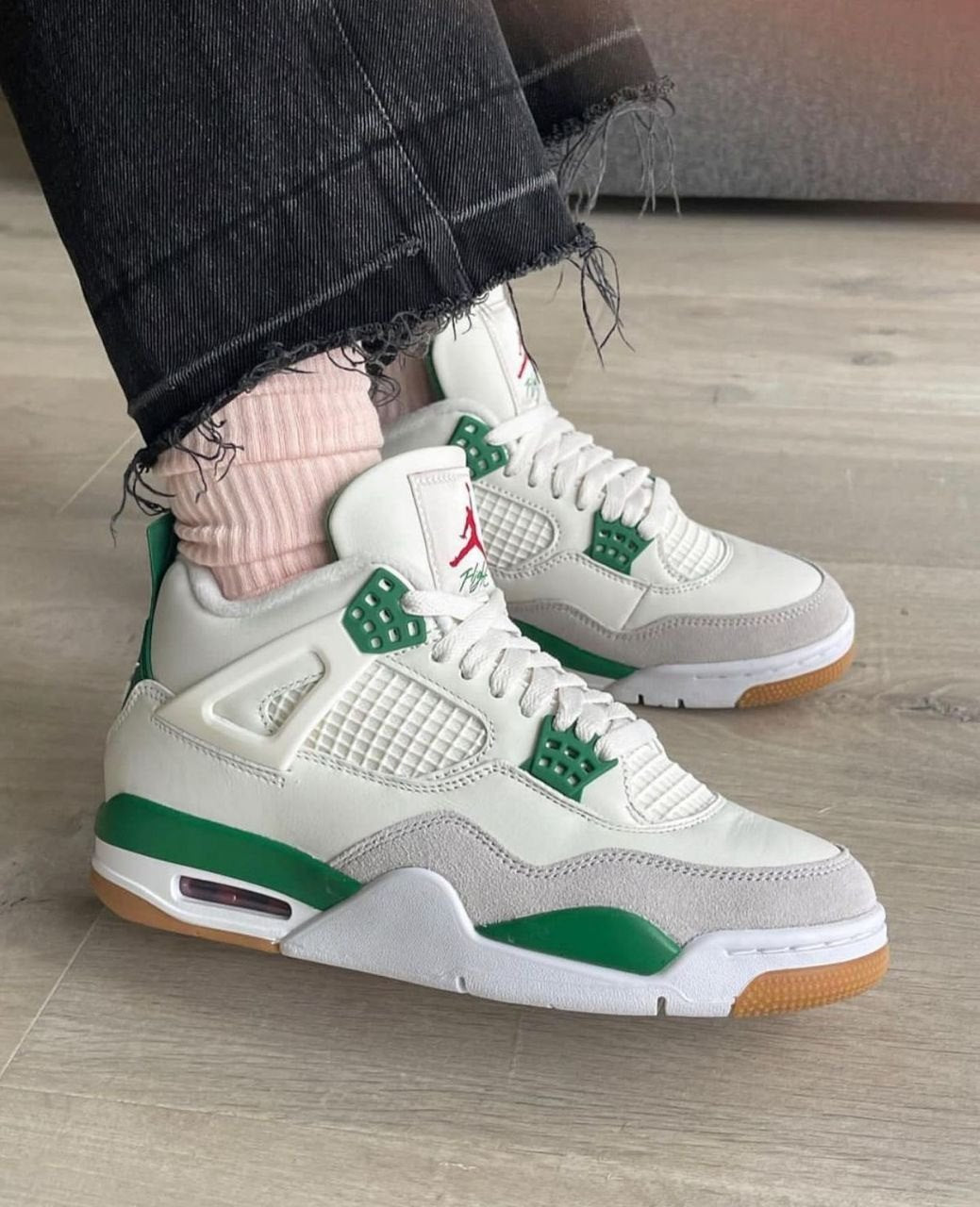 NIKE RETRO 4