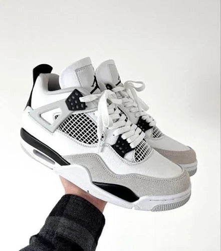 NIKE RETRO 4